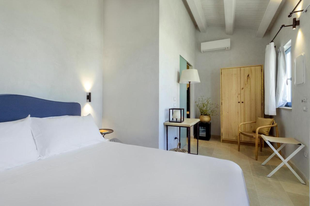 Terranura Bed & Breakfast Reitani Exterior photo