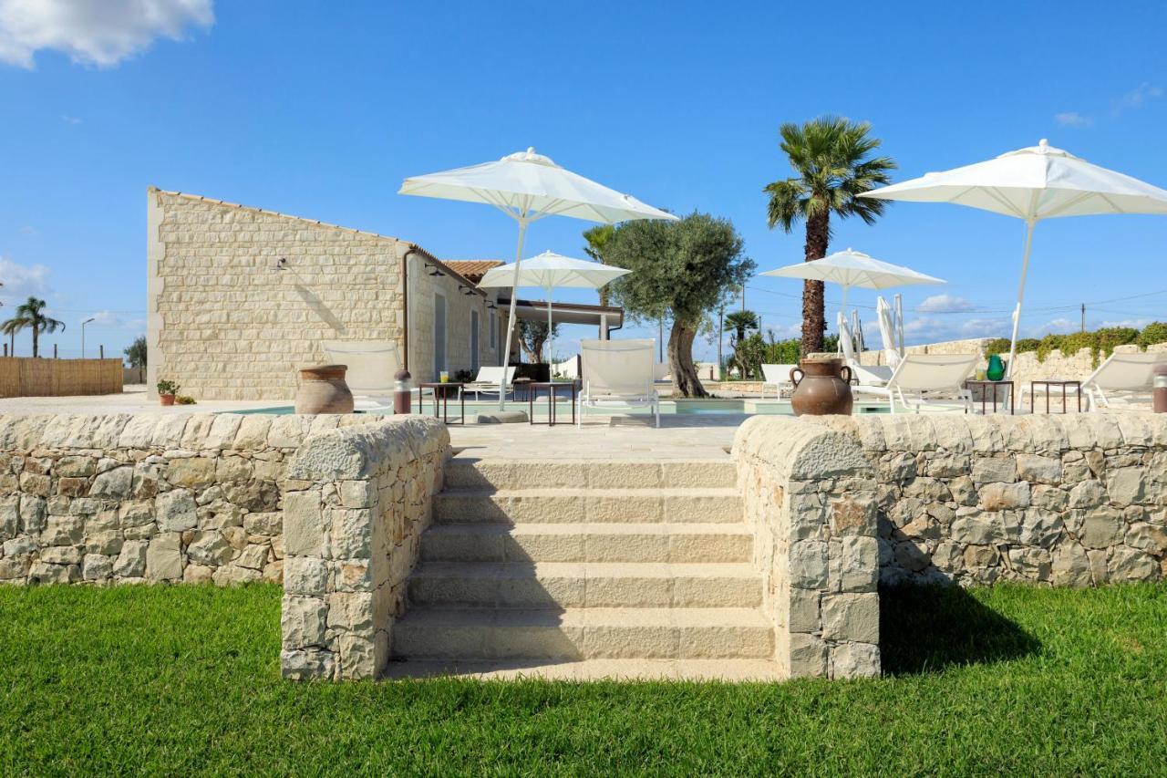 Terranura Bed & Breakfast Reitani Exterior photo